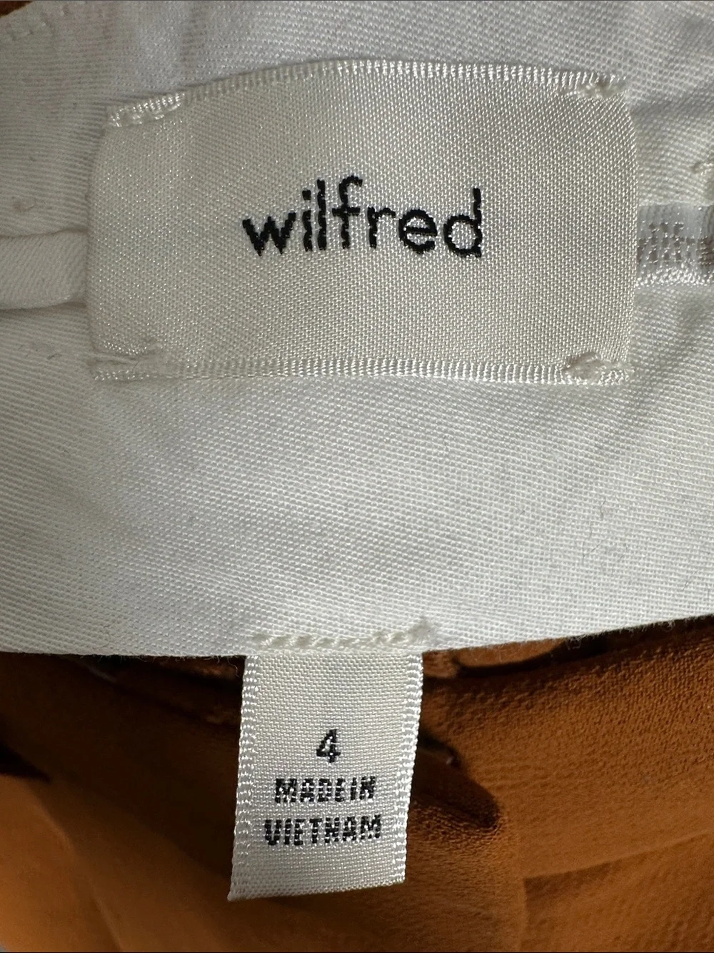 Wilfred Aritzia Rust Wide Leg Pleated Pants Size 4 Chic Tailored Fit High Waist! - Picture 2 of 11